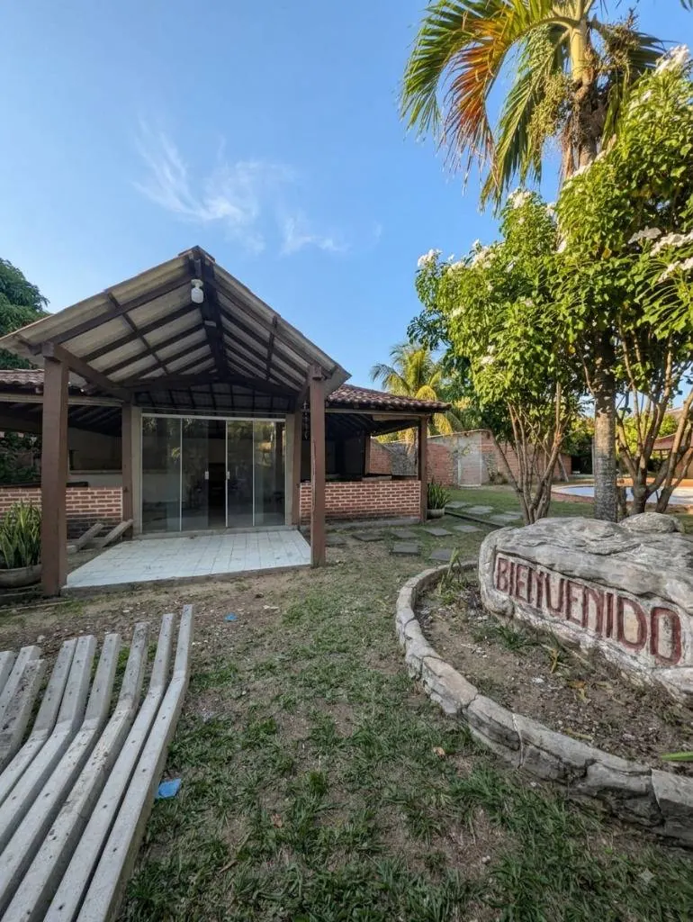 Quinta de 3.079,75 m² en venta sobre la avenida Montecristo: foto 3 de 12