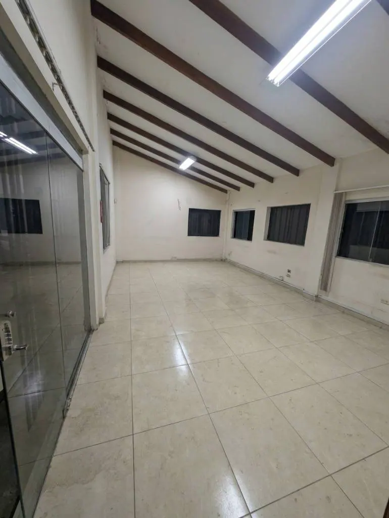 Quinta de 3.079,75 m² en venta sobre la avenida Montecristo: foto 9 de 12