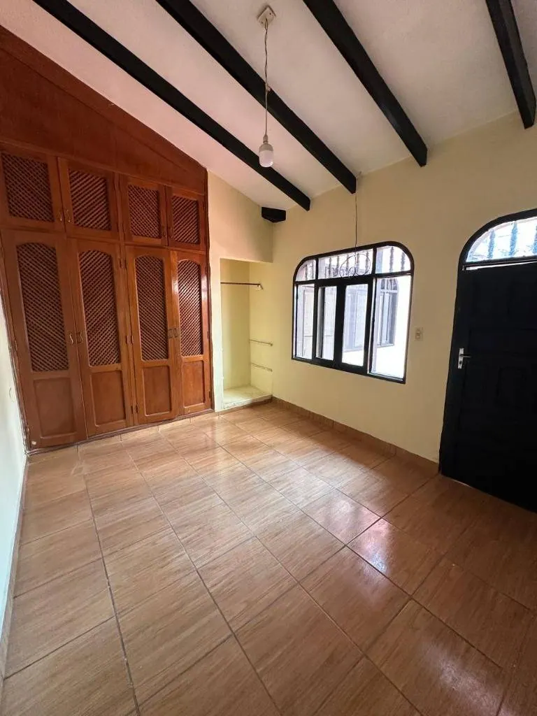 House for office use for rent in Hamacas neighborhood, North Zone: foto 9 de 12