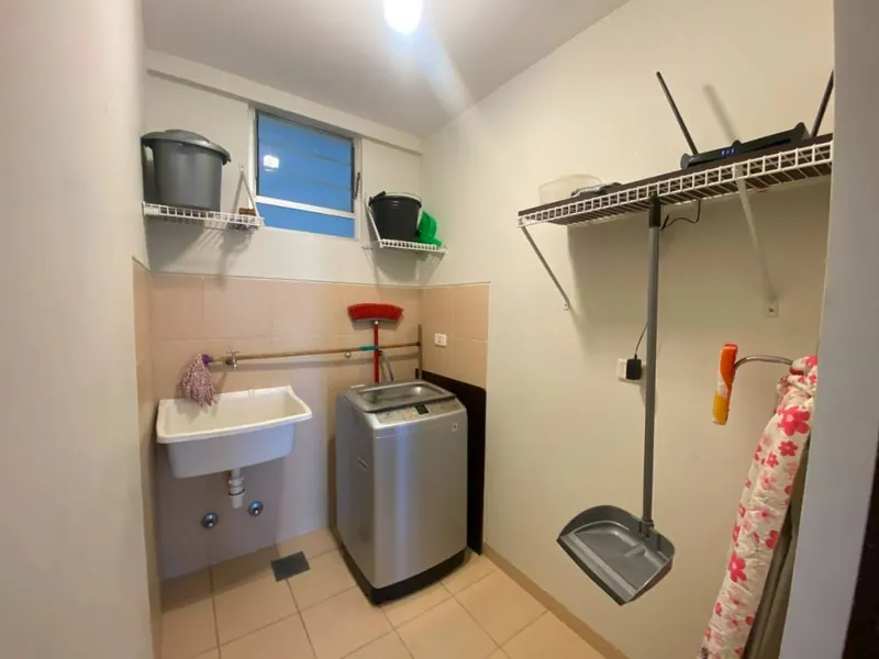 Departamento amoblado de 3 dormitorios en venta en la Zona Oeste: foto 11 de 14
