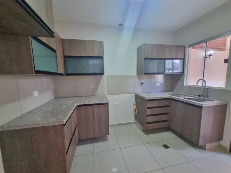 3-bedroom house for sale in the Sevilla Real gated community: foto 5 de 20