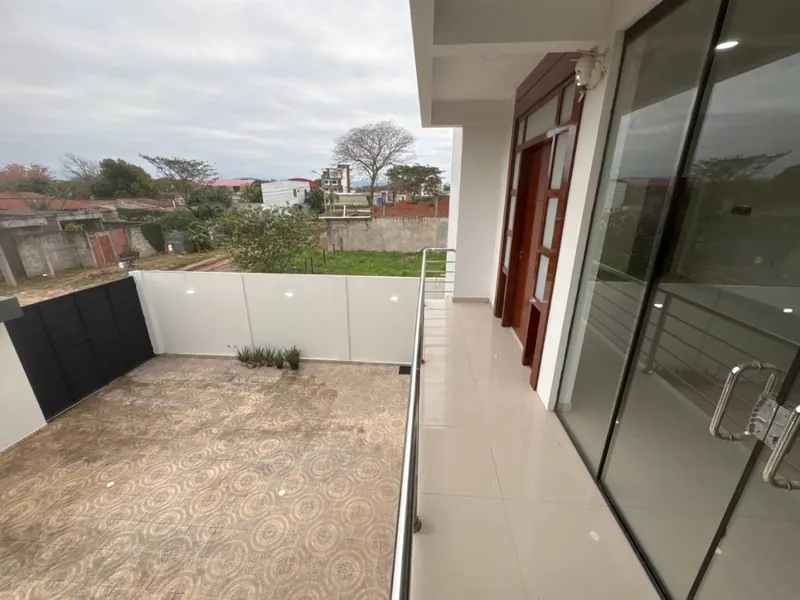 Two-story house with two apartments for sale at km 9 Doble Vía: foto 27 de 30