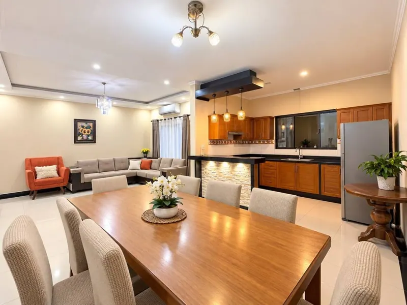 4-bedroom house for sale in the South Zone, Los Lotes neighborhood: foto 2 de 9