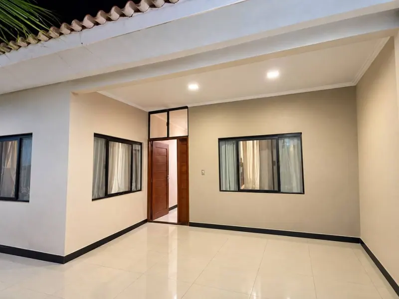 4-bedroom house for sale in the South Zone, Los Lotes neighborhood: foto 3 de 9