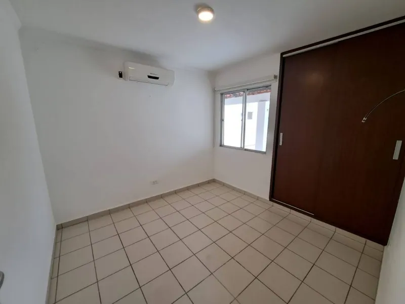 4-bedroom house for sale in the Sevilla Norte 2 gated community: foto 8 de 11