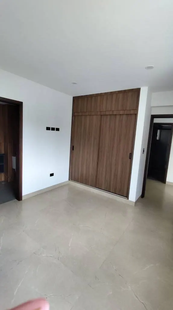 Brand-new 2-bedroom apartment for sale on Av. Alemania: foto 6 de 14