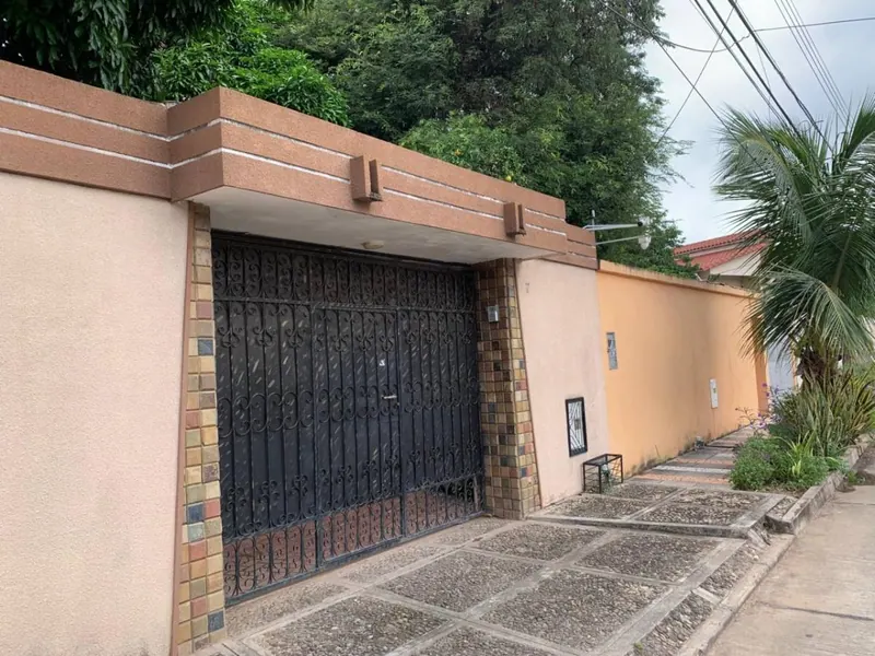 5-bedroom house for sale on Radial 13, North Zone: foto 1 de 16