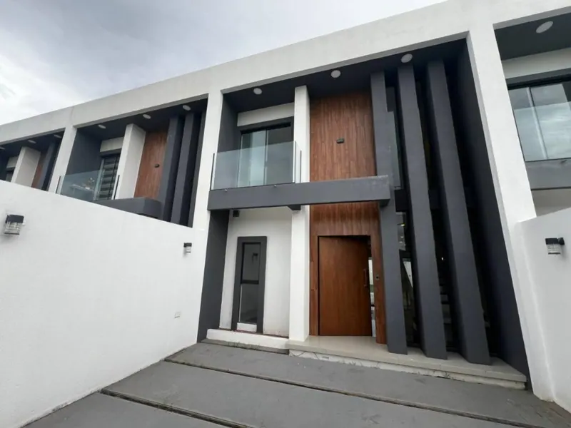 3-bedroom house for sale in the East Zone, two floors