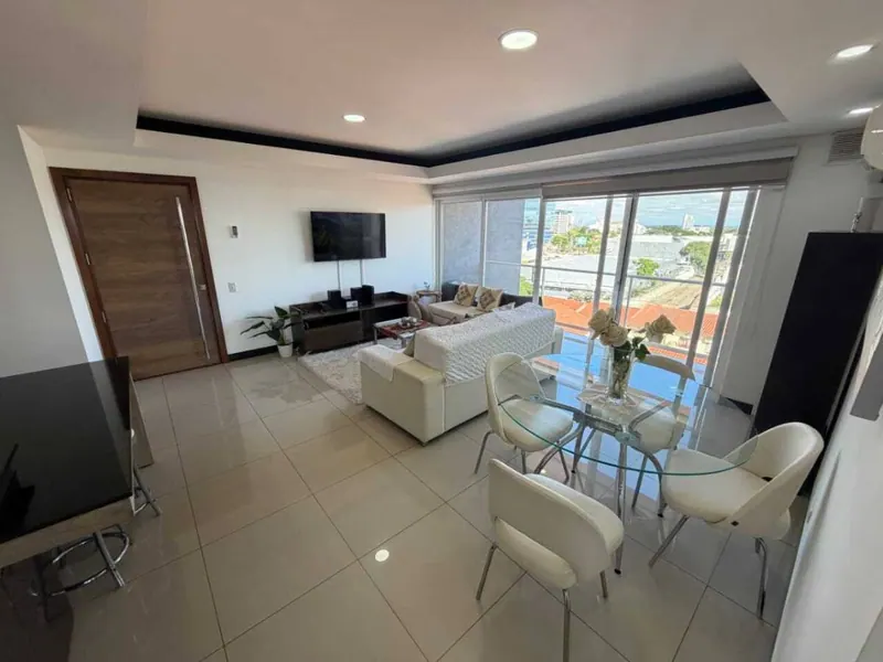 2-bedroom apartment for sale in the Skyline gated community: foto 3 de 38