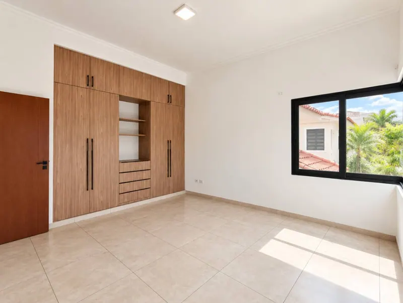 4-bedroom house for rent in the Ciudad Jardín gated community: foto 12 de 18