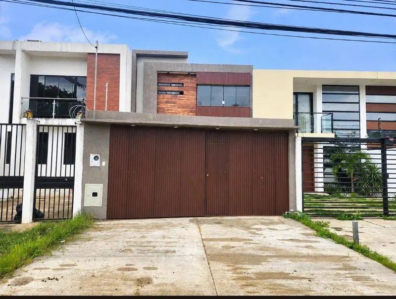 Casa a estrenar en venta en Remanso III, Zona Norte: foto 1 de 11