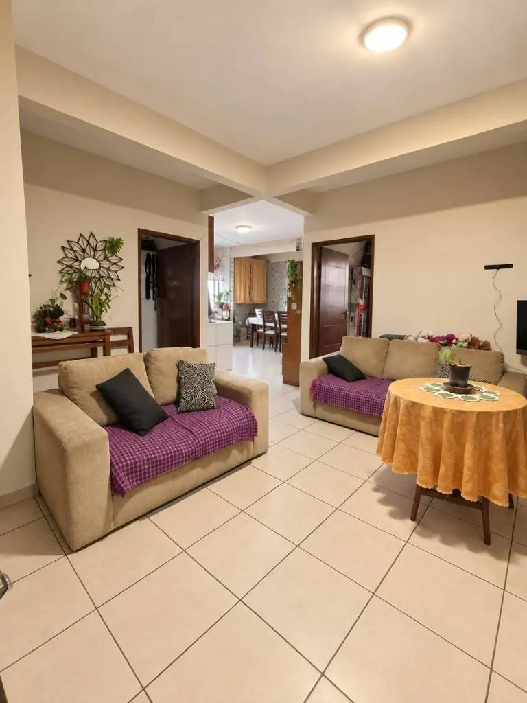 Edificio con 4 departamentos en venta en la Zona Este, 550,70 m²: foto 5 de 16