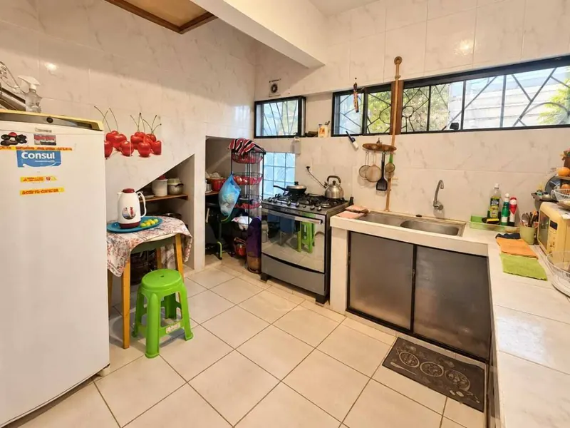 Edificio con 4 departamentos en venta en la Zona Este, 550,70 m²: foto 11 de 16