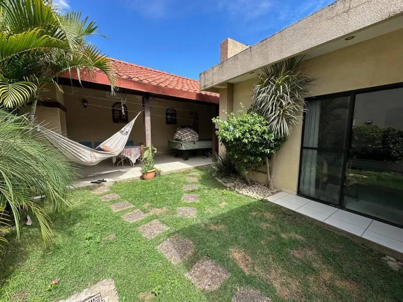 Casa en venta en el condominio Exprinter, Av. Banzer, Zona Norte: foto 8 de 16