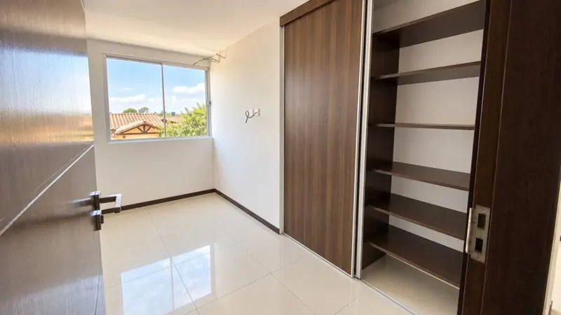 3-bedroom apartment for sale in the Delmira gated community: foto 9 de 10