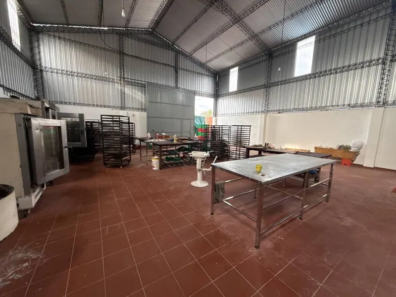 180 m² warehouse for rent on Doble Vía La Guardia, km 9: foto 3 de 5