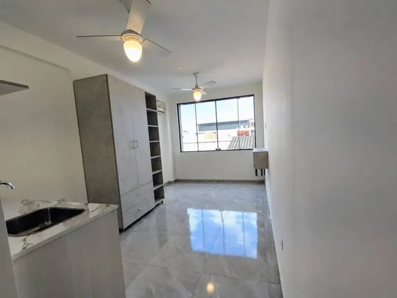 Studio of 25 m² for rent downtown, 21 de Mayo street