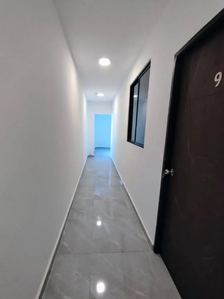 Monoambiente de 25 m² en alquiler en el Centro, calle 21 de Mayo: foto 4 de 8