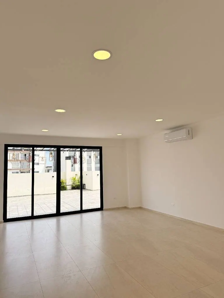 Furnished studio for rent in Equipetrol, Murure building: foto 11 de 13