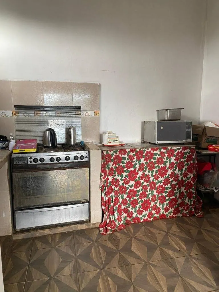 Casa en esquina con 2 tiendas comerciales en venta en La Guardia: foto 5 de 7