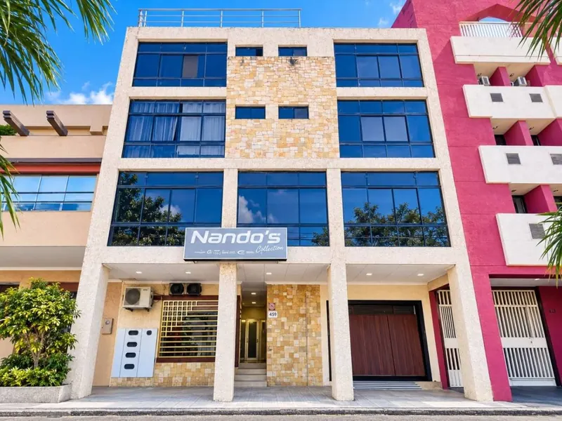 Edificio de uso mixto en venta en la calle Cobija, Zona Centro