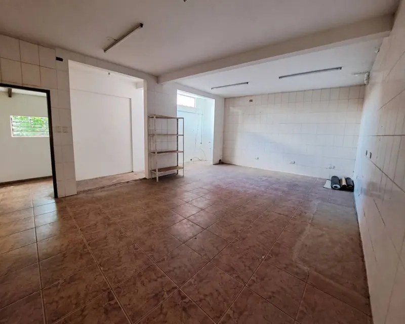 Mixed-use building for sale on Cobija street, Downtown: foto 2 de 13