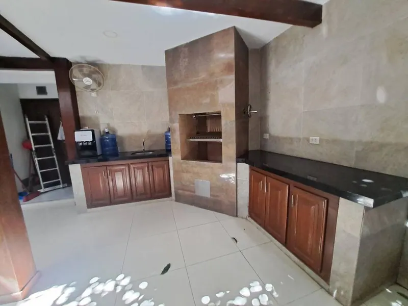 Mixed-use building for sale on Cobija street, Downtown: foto 5 de 13