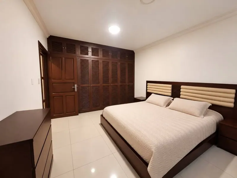 Mixed-use building for sale on Cobija street, Downtown: foto 12 de 13