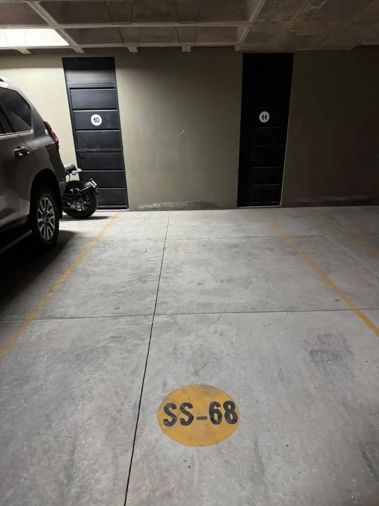 Departamento de 3 dormitorios en venta en el condominio Curupaú: foto 19 de 19