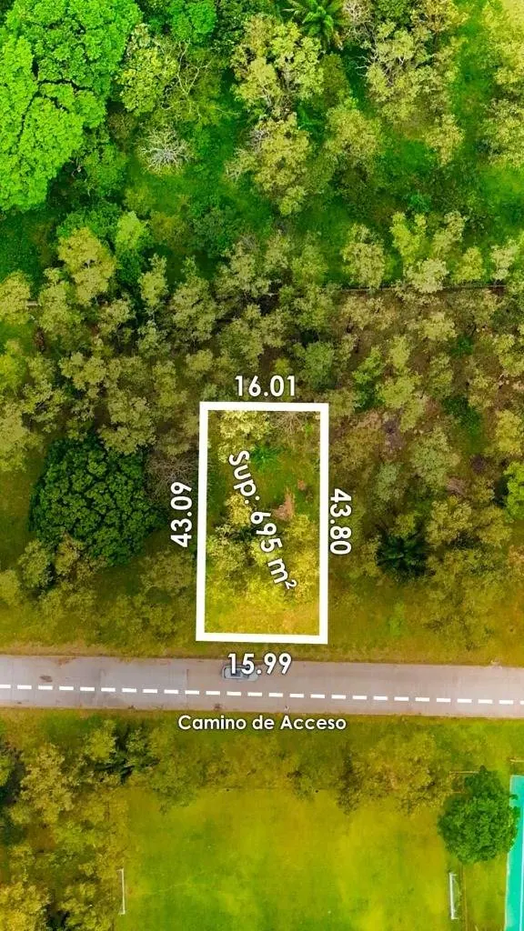 695.07 m² lot for sale in Bella Flor, Urubó: foto 2 de 4