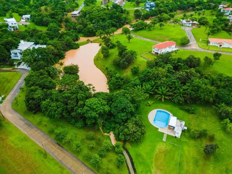 695.07 m² lot for sale in Bella Flor, Urubó: foto 3 de 4