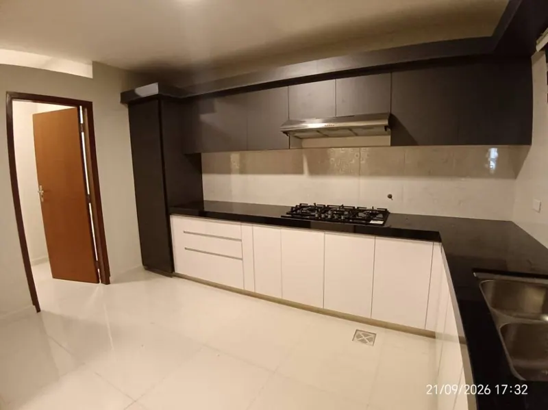 3-bedroom apartment for sale in the Dos Hermanas gated community: foto 2 de 26