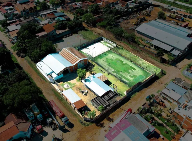 Terreno de 3.720 m² con galpones en venta en la Doble Vía a La Guardia