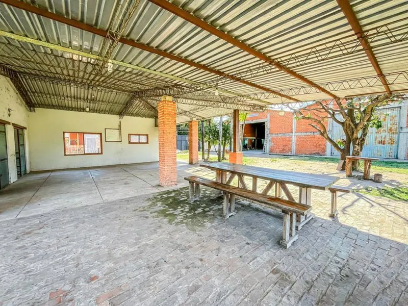 3,720 m² lot with warehouses for sale on Doble Vía a La Guardia: foto 11 de 14