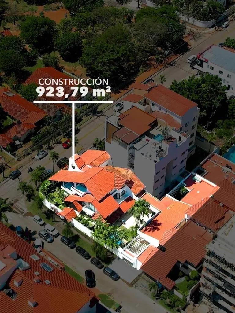 7-bedroom corner house for sale in Las Palmas, Av. Ibérica: foto 2 de 20