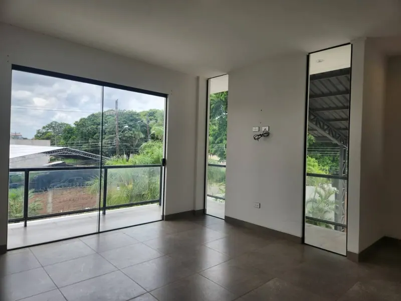 Corner house on an avenue for sale in the Cañoto development, West: foto 13 de 21