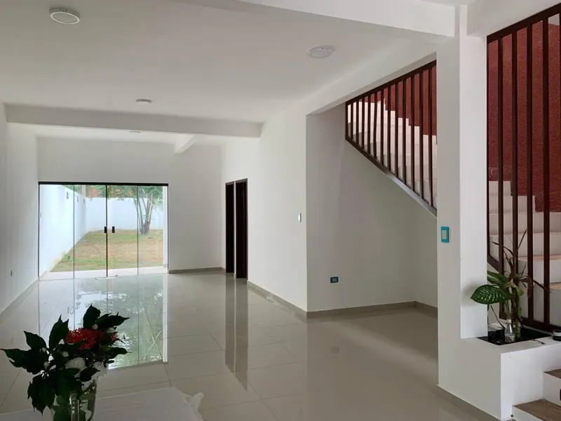 Casa de 3 dormitorios en venta en El Vallecito, Prolongación Beni: foto 2 de 9
