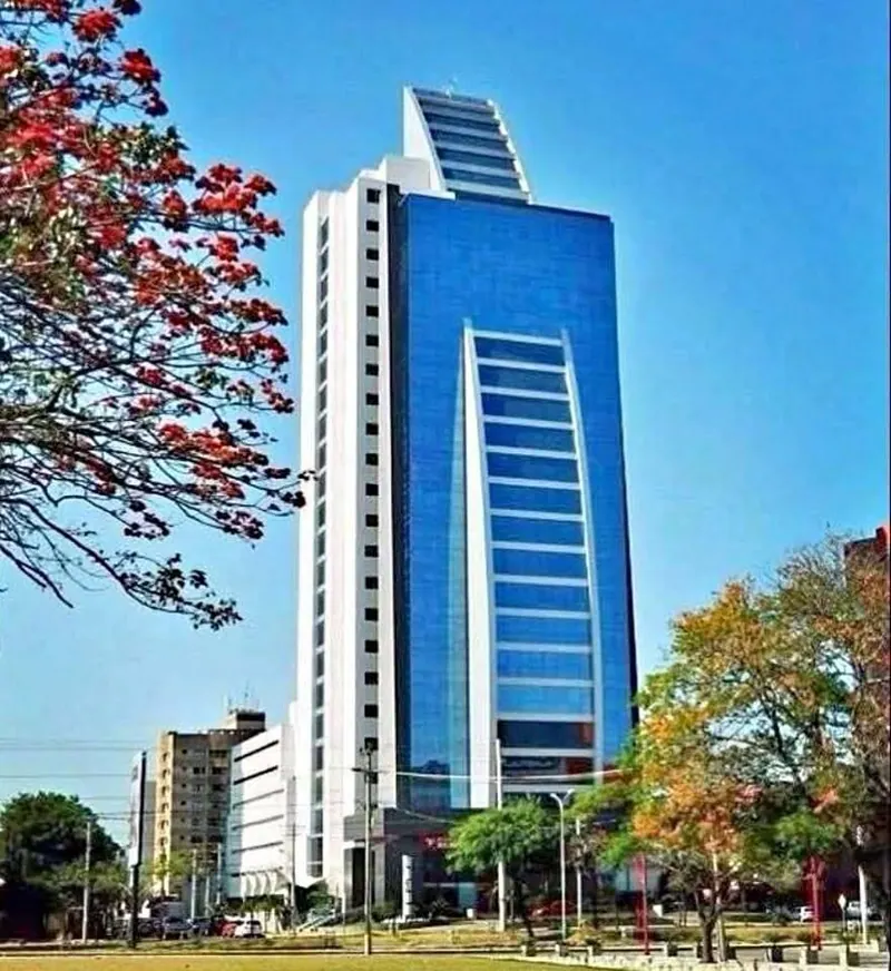 Local comercial de 131,46 m² en alquiler en Torres Dúo, Equipetrol: foto 4 de 9