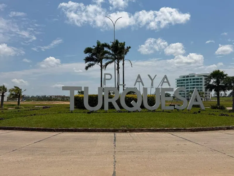Furnished 3-bedroom apartment for rent in Playa Turquesa: foto 1 de 9