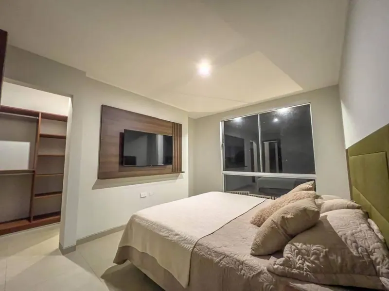 Casa amoblada de 3 dormitorios en venta en la urbanización Motacú: foto 3 de 16