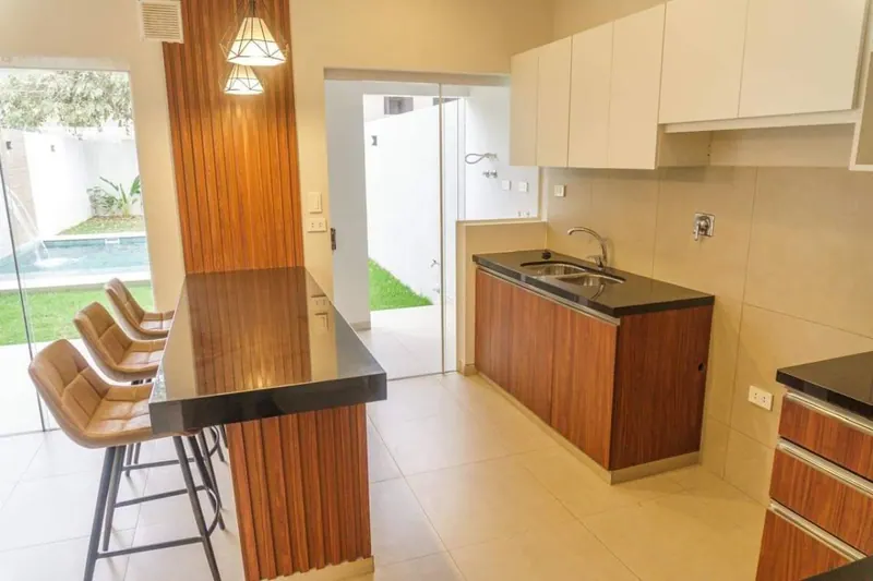 Casa amoblada de 3 dormitorios en venta en la urbanización Motacú: foto 12 de 16