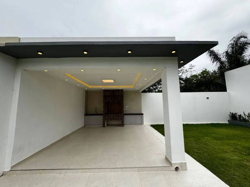 Casa quinta de 3 dormitorios en venta en Porongo, Urubó: foto 3 de 11