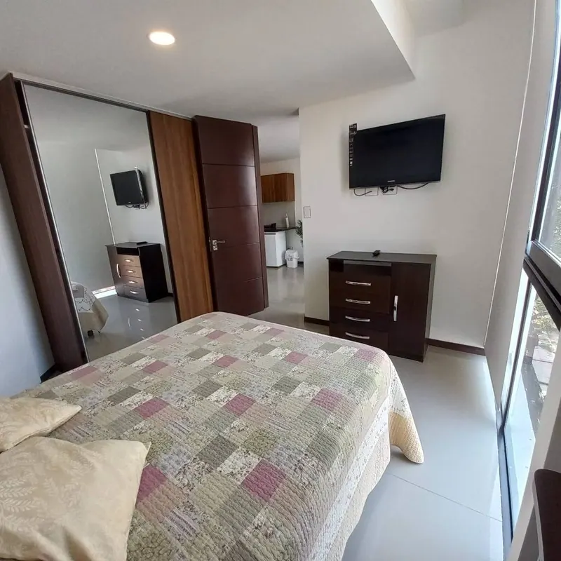 Departamento amoblado de 1 dormitorio en alquiler en Equipetrol: foto 9 de 12