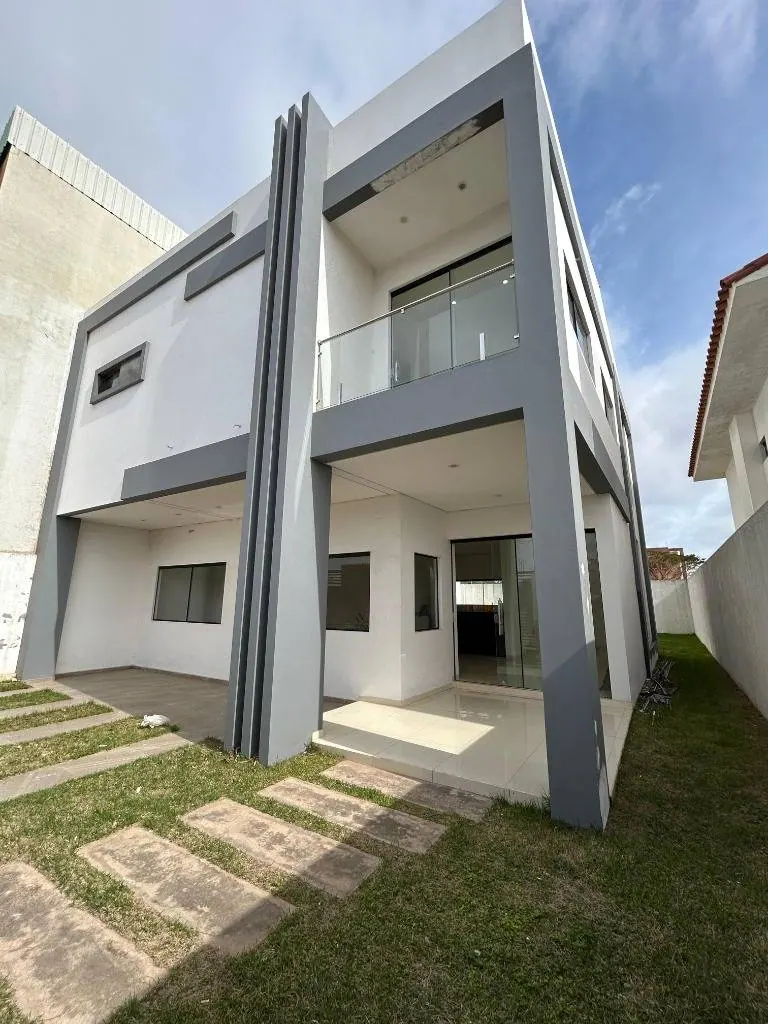 Casa a estrenar de 3 dormitorios en alquiler en el 8vo anillo