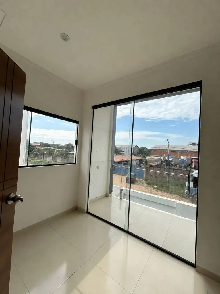 Brand-new 3-bedroom house for rent in the 8th ring: foto 5 de 9