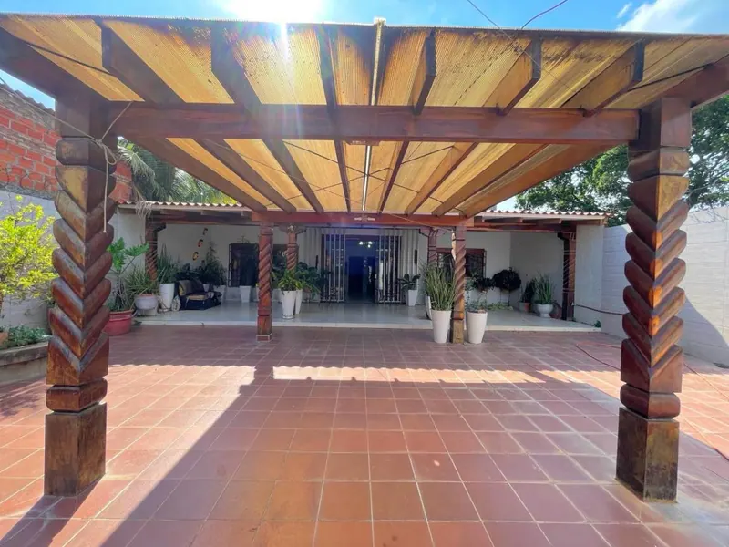 Casa con departamento independiente en venta en el Urubó, Los Batos: foto 3 de 6