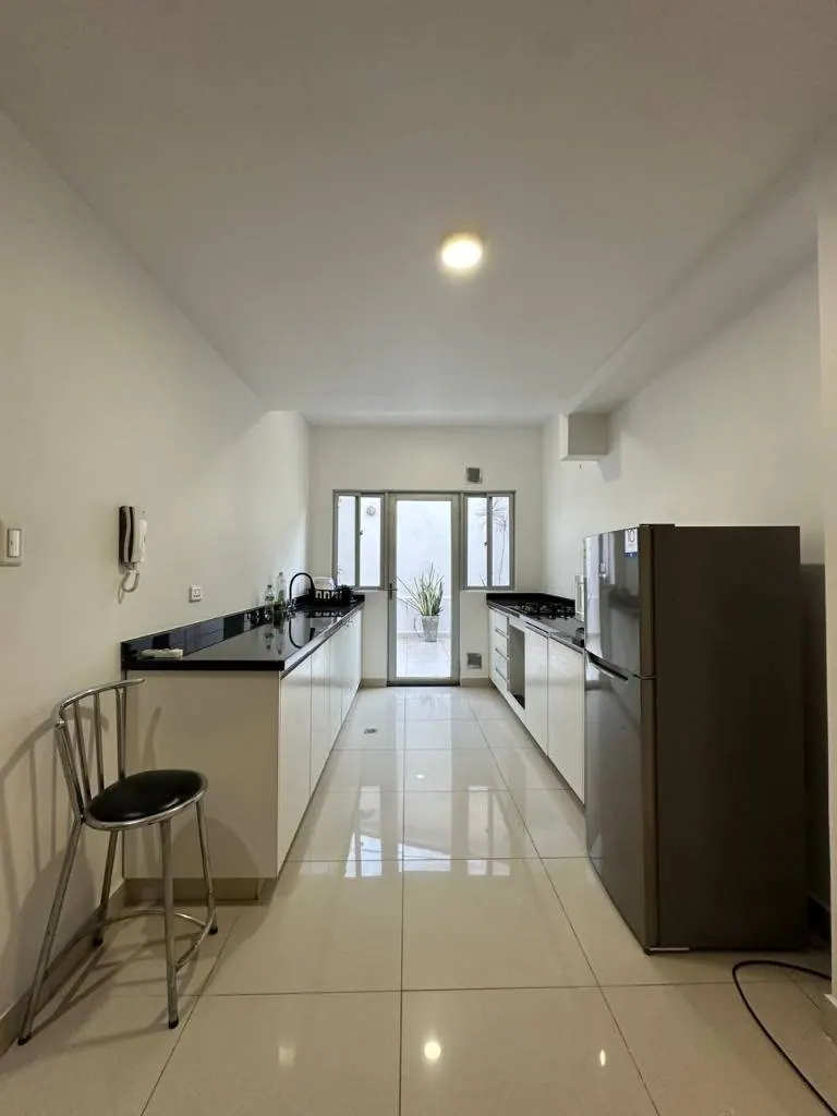 Departamento amoblado de 2 dormitorios en venta, edificio Itaguazú: foto 8 de 12