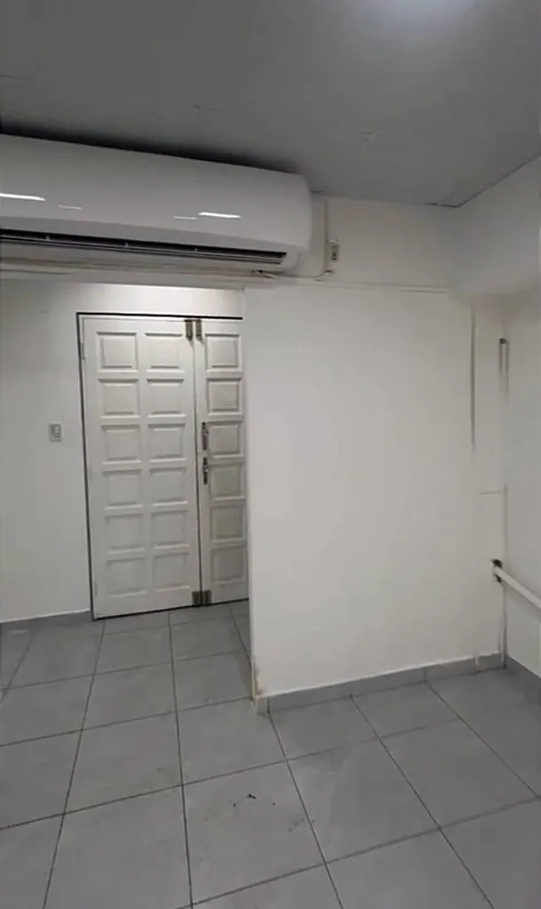 147.43 m² commercial space for rent in the Oriente building: foto 12 de 14