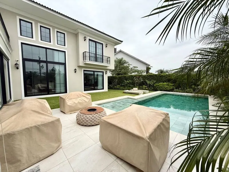 582 m² house for sale in Colinas del Urubó, Urubó: foto 6 de 6