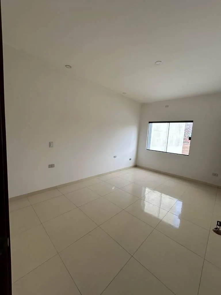 Casa de 3 dormitorios a estrenar en venta en la Zona Sur: foto 6 de 12